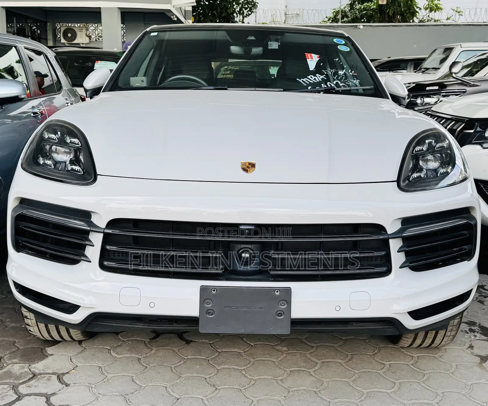Porsche Cayenne 2021 White