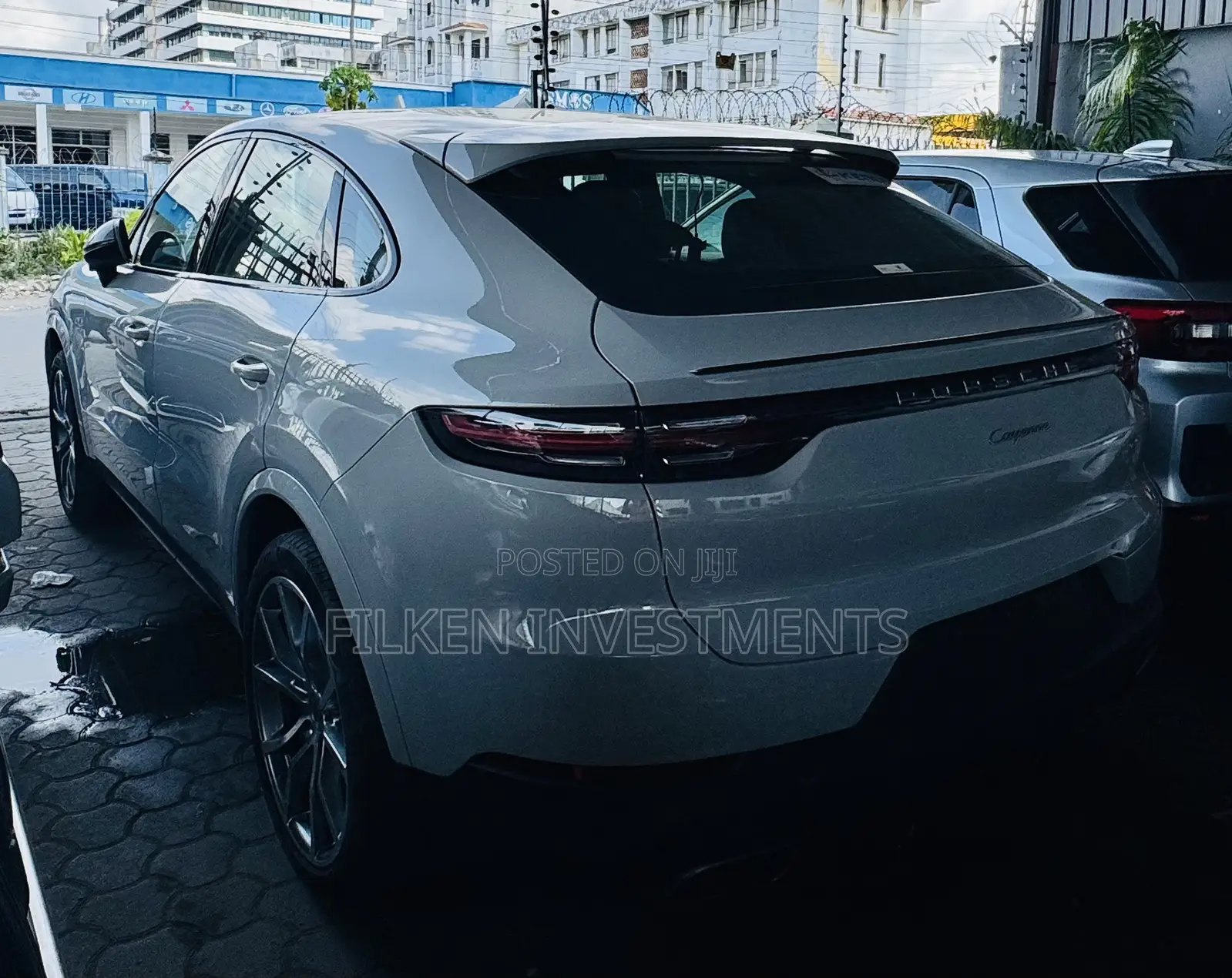 Porsche Cayenne 2021 White