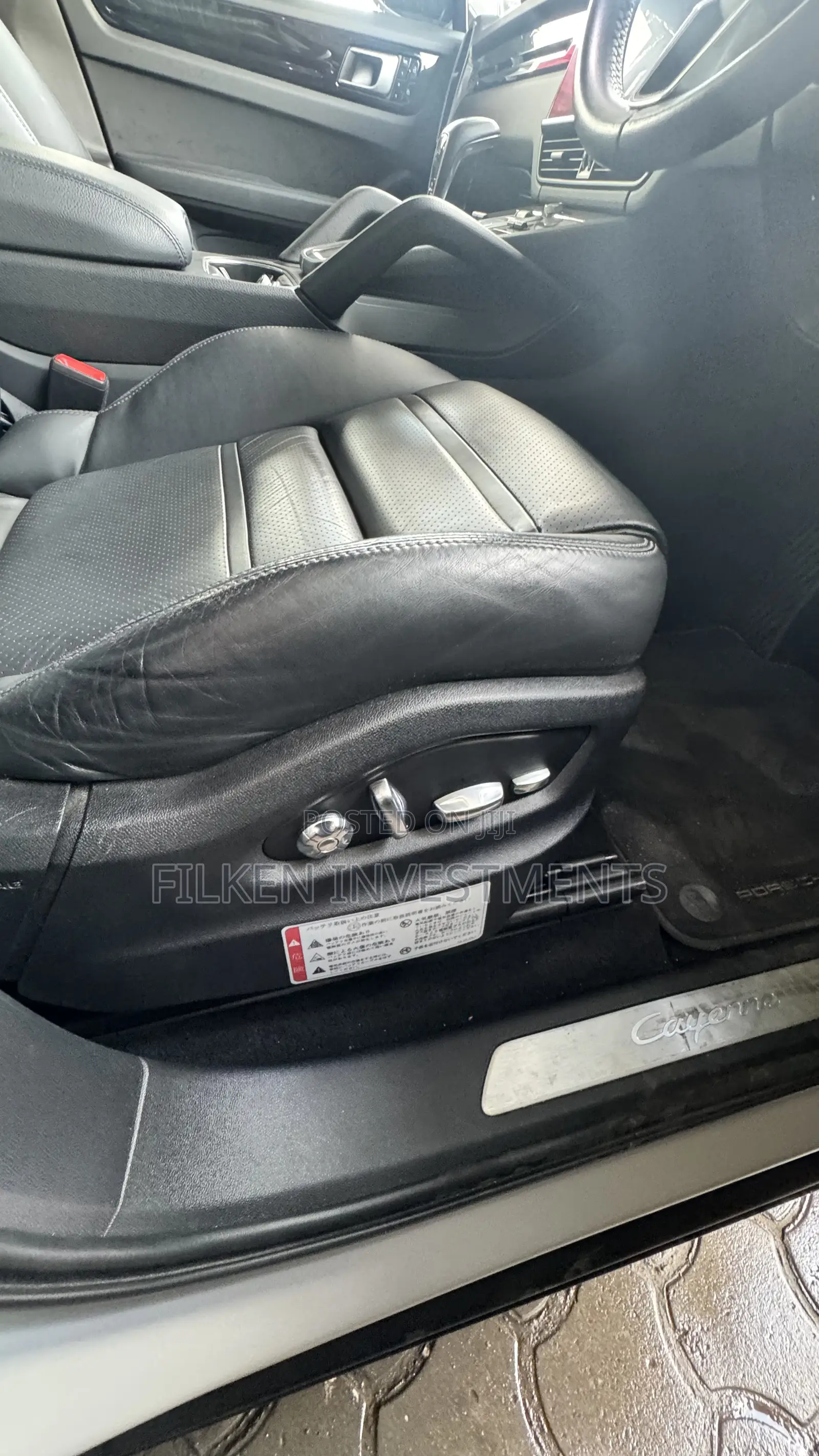 Porsche Cayenne 2021 White