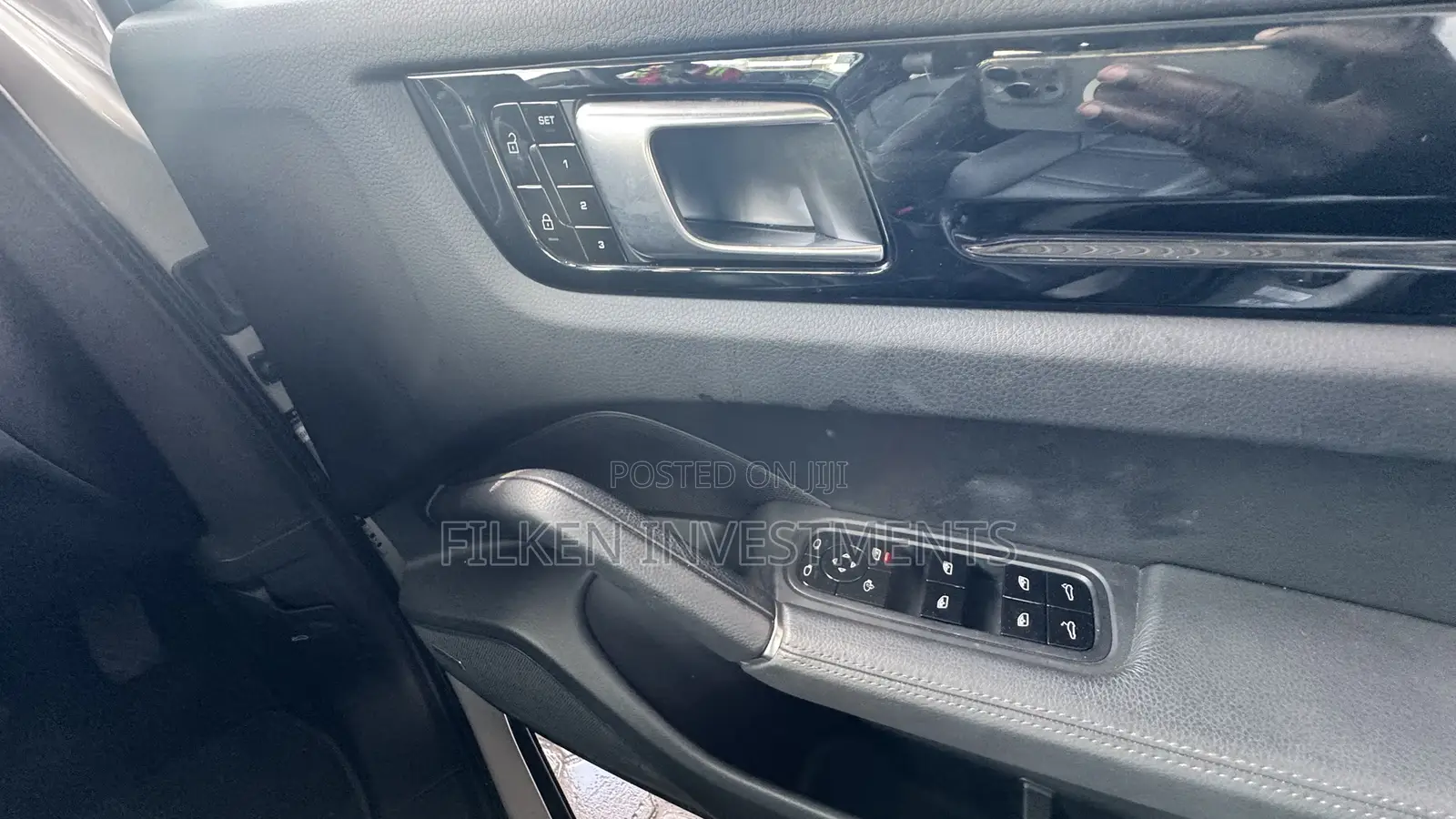 Porsche Cayenne 2021 White
