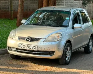 Mazda Demio 2003 Silver