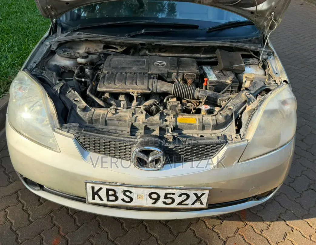 Mazda Demio 2003 Silver