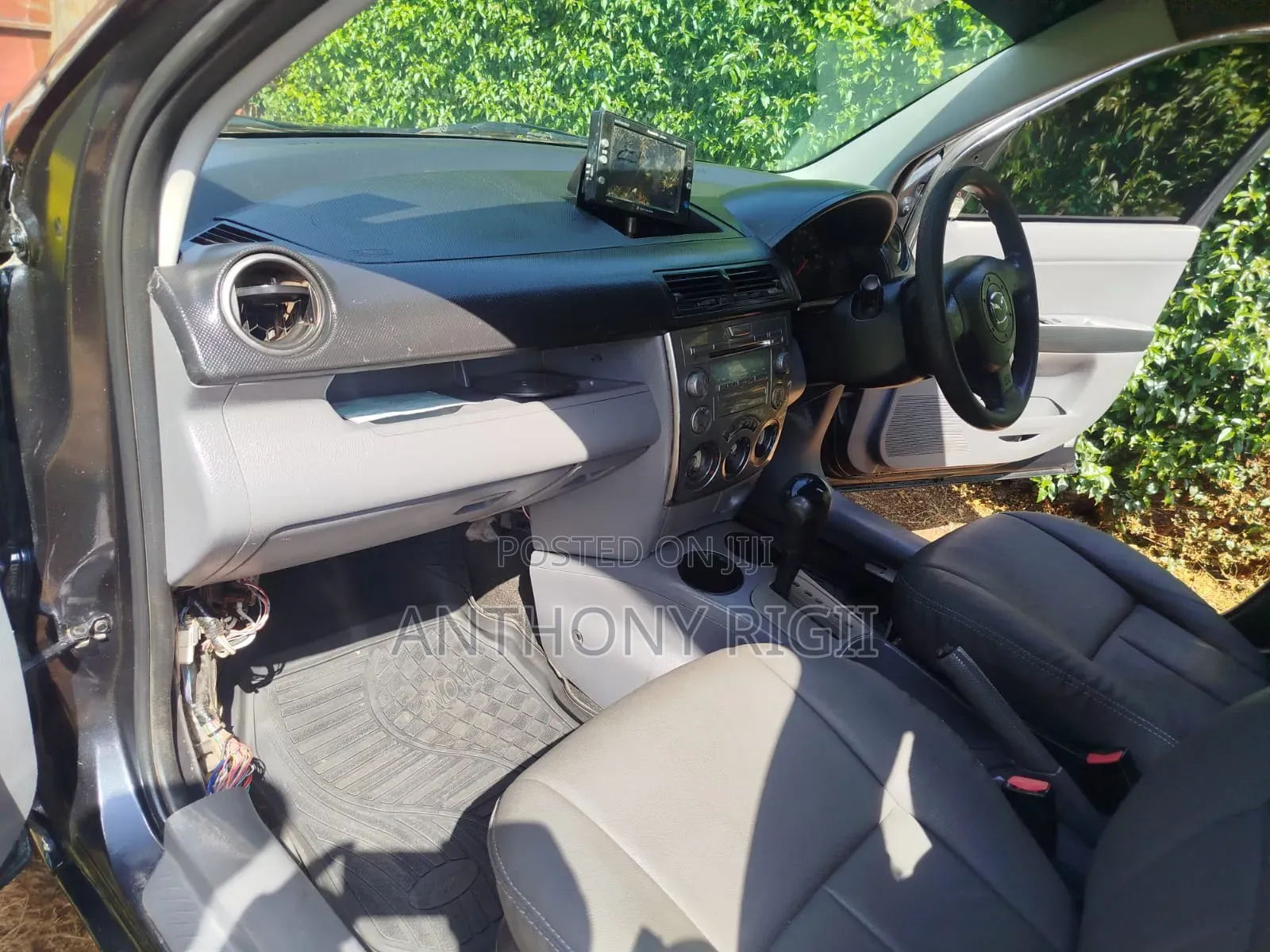 Mazda Demio 2006 Gray