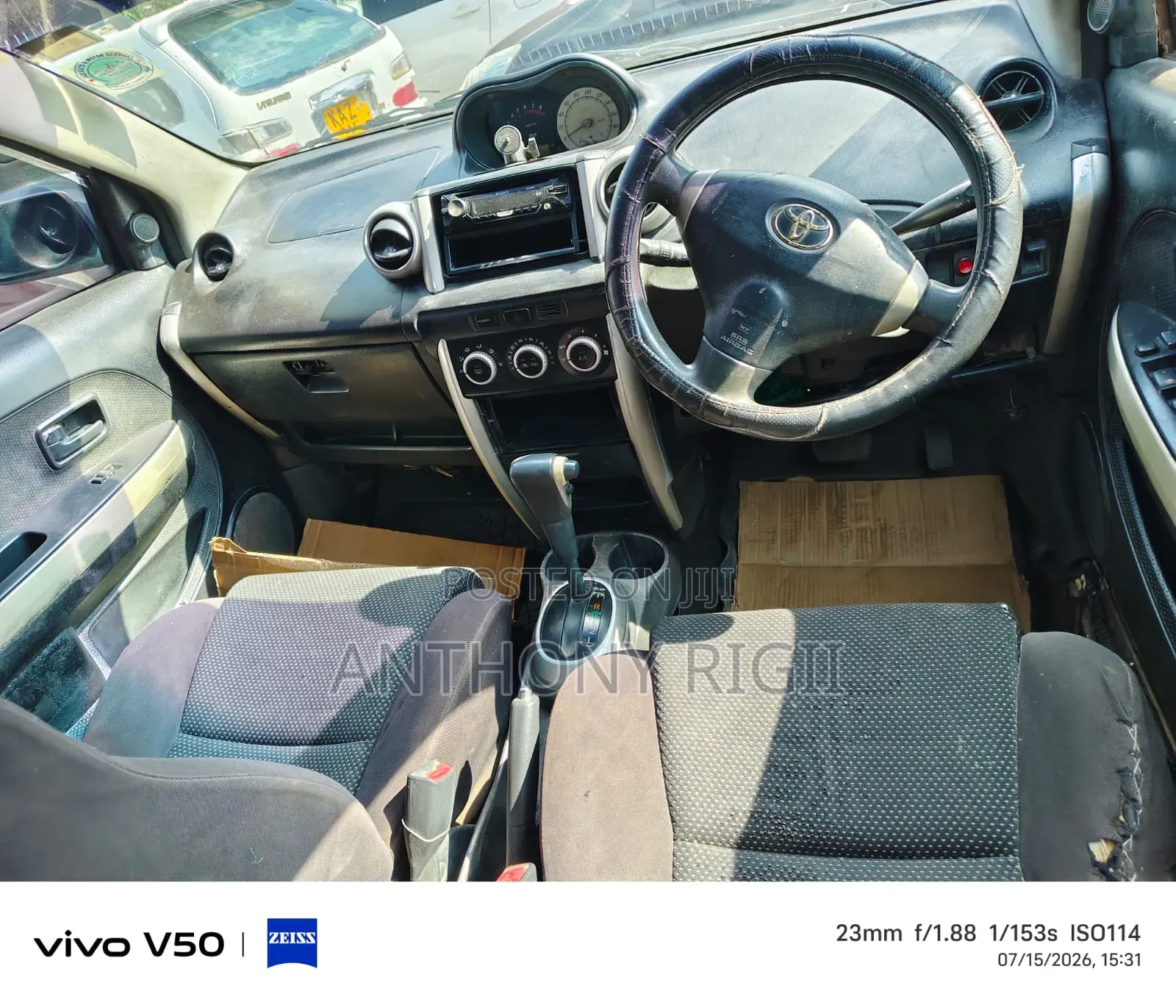 Toyota IST 2003 Silver