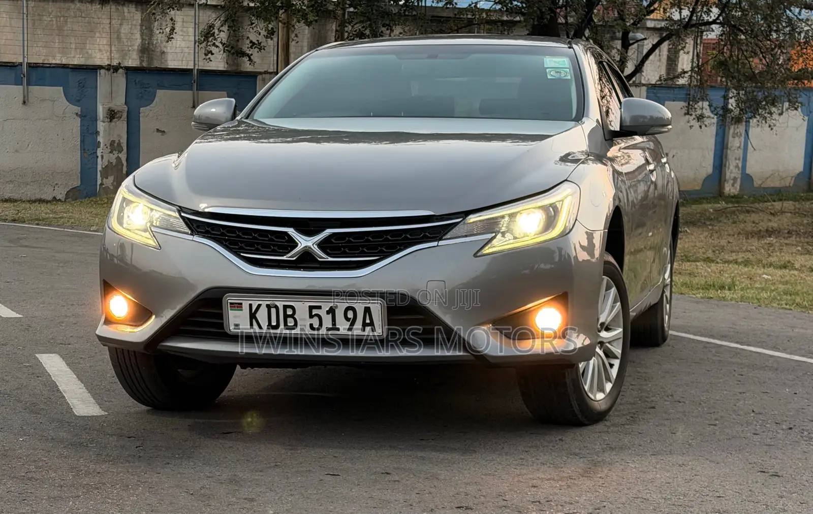 Toyota Mark X 2.5 AWD 2013 Gray