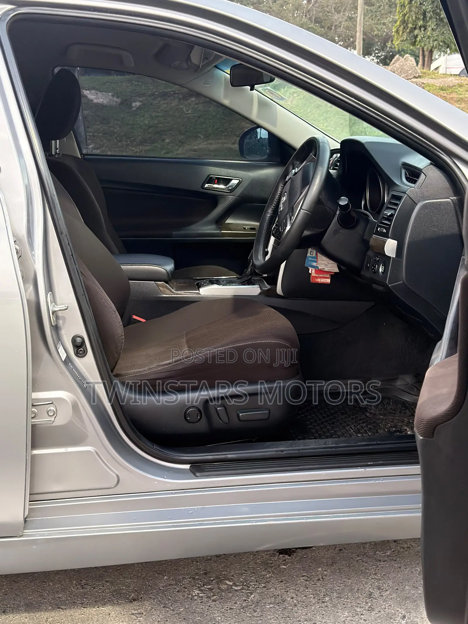 Toyota Mark X 2.5 AWD 2013 Gray