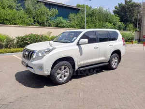 Toyota Land Cruiser Prado 2010 White