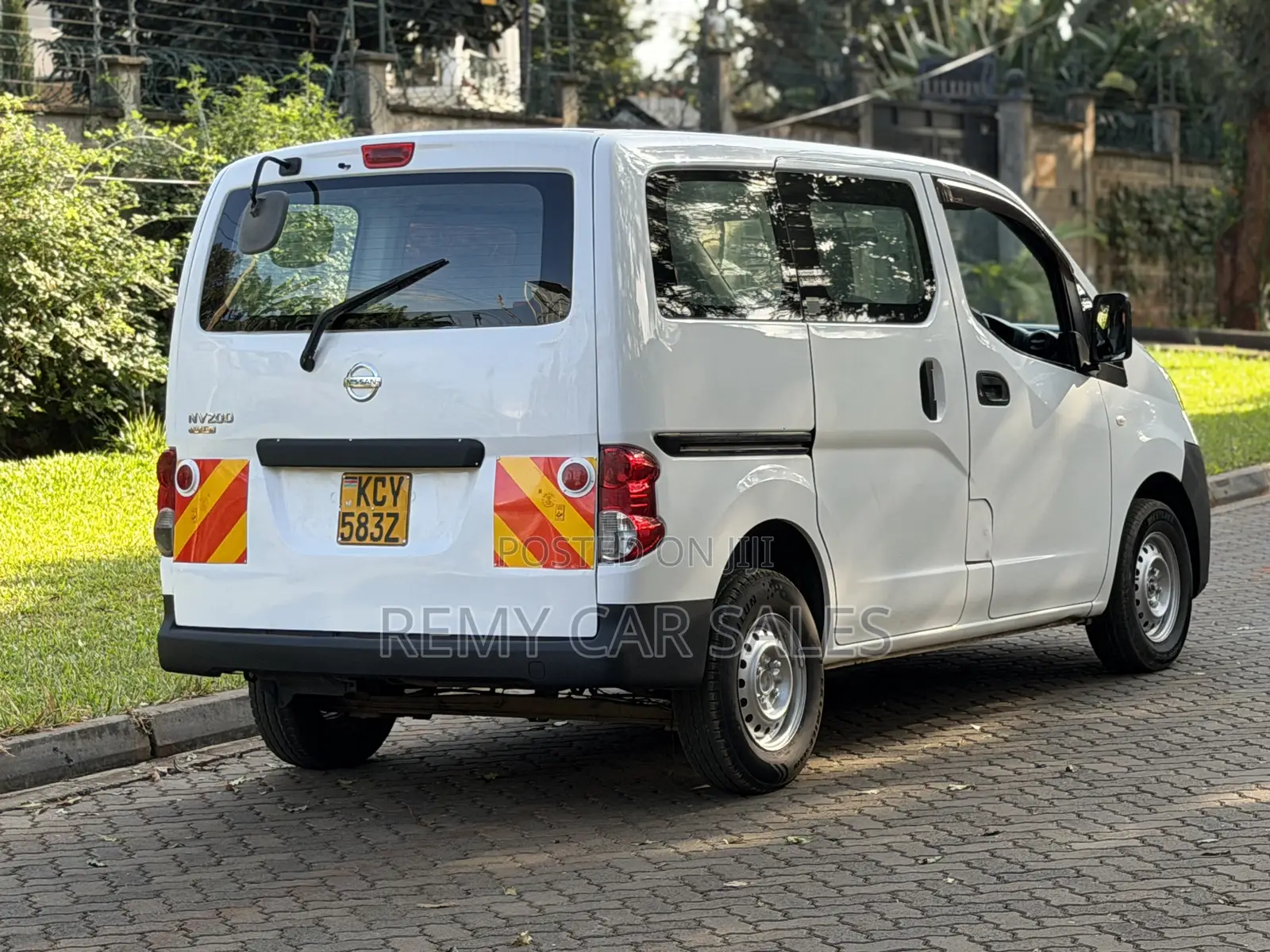 Nissan NV200 2012 White