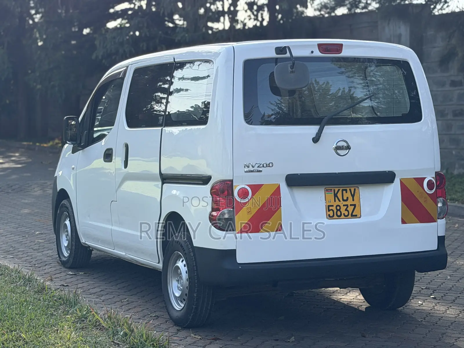 Nissan NV200 2012 White