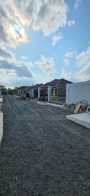 3bdrm Bungalow in Kitengela for sale