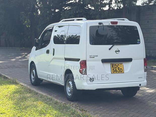 Nissan NV200 2014 White - thumbnail 6