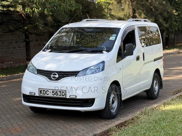 Nissan NV200 2014 White - thumbnail 2