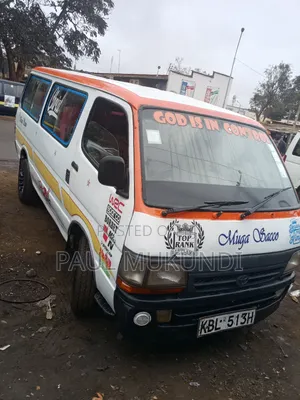 Toyota HiAce 2004 White