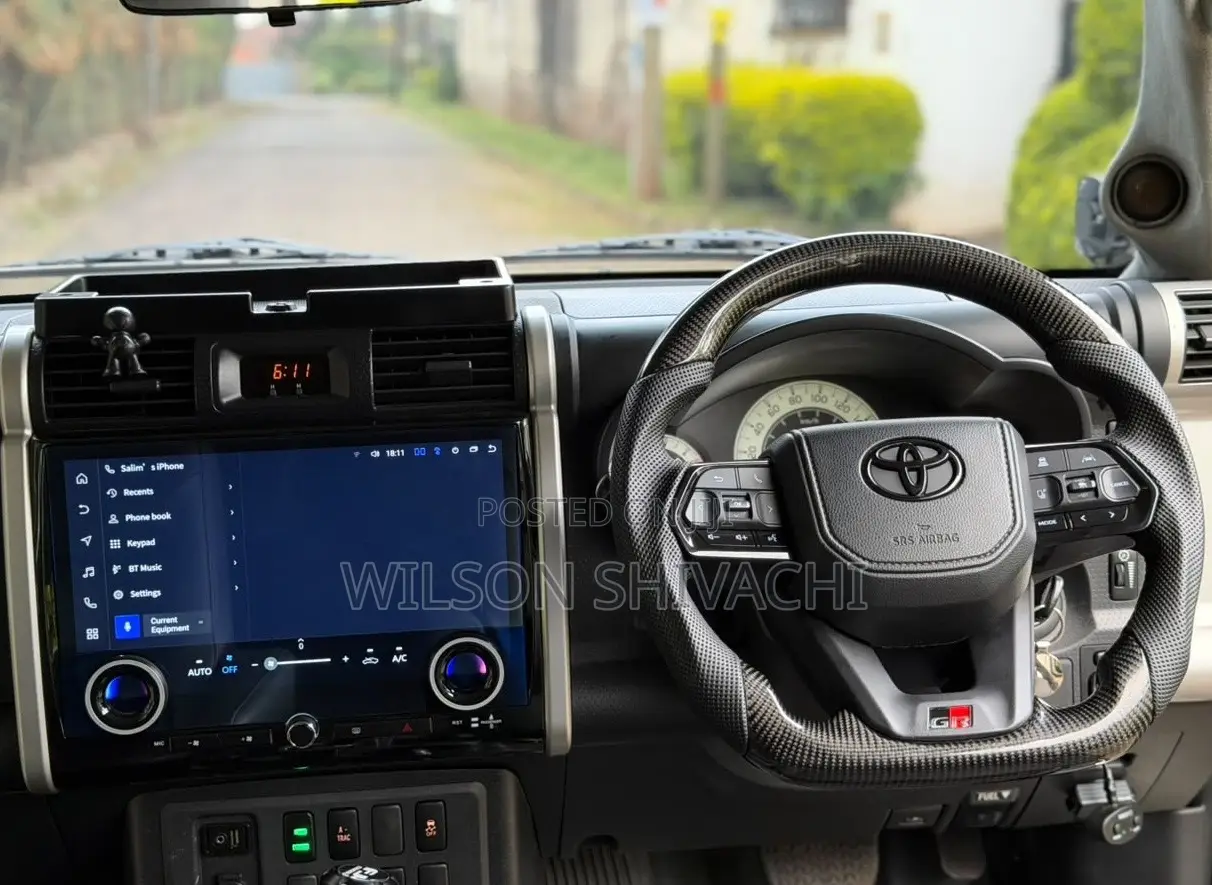 Toyota FJ Cruiser 2014 White