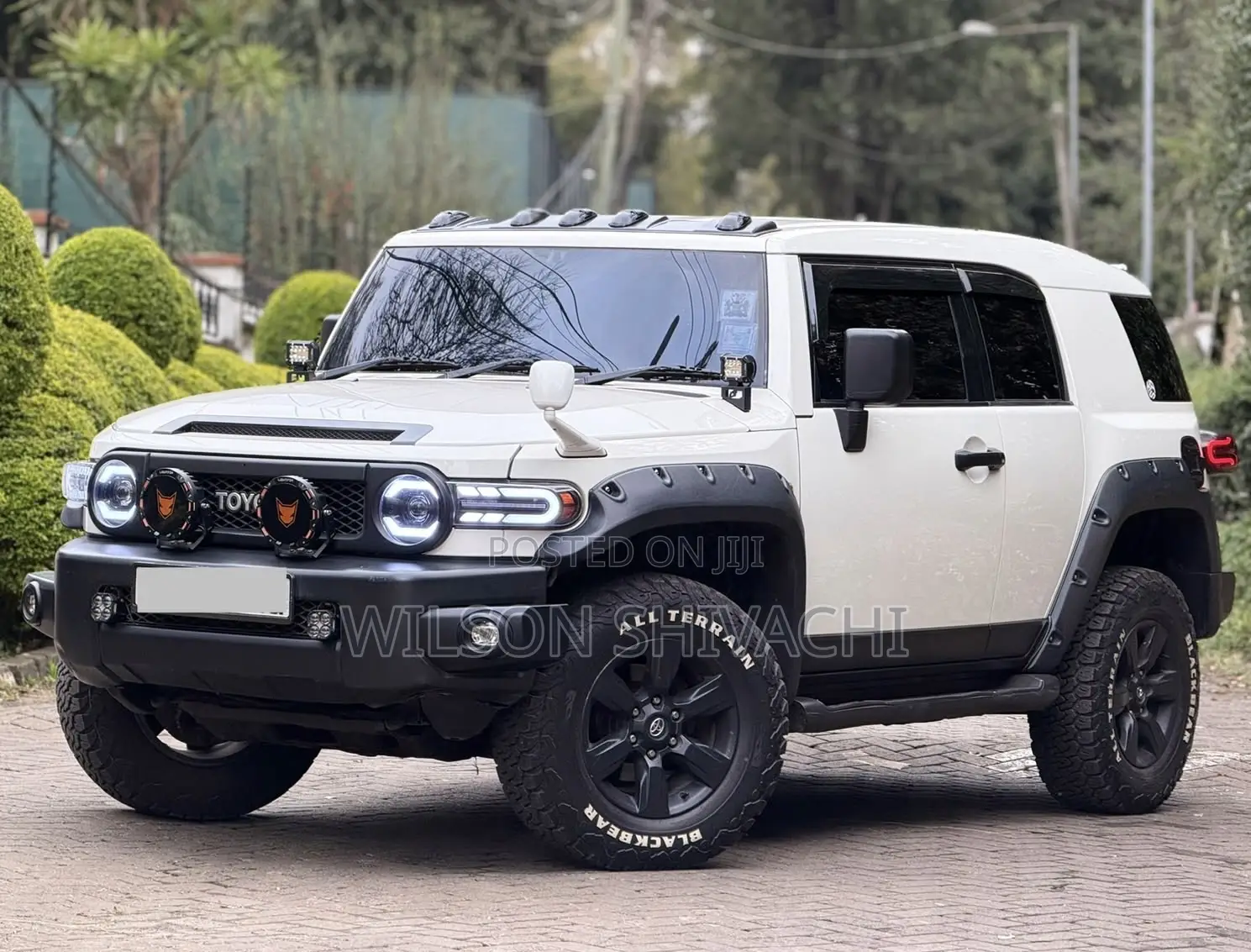 Toyota FJ Cruiser 2014 White