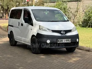 Nissan NV200 2015 White