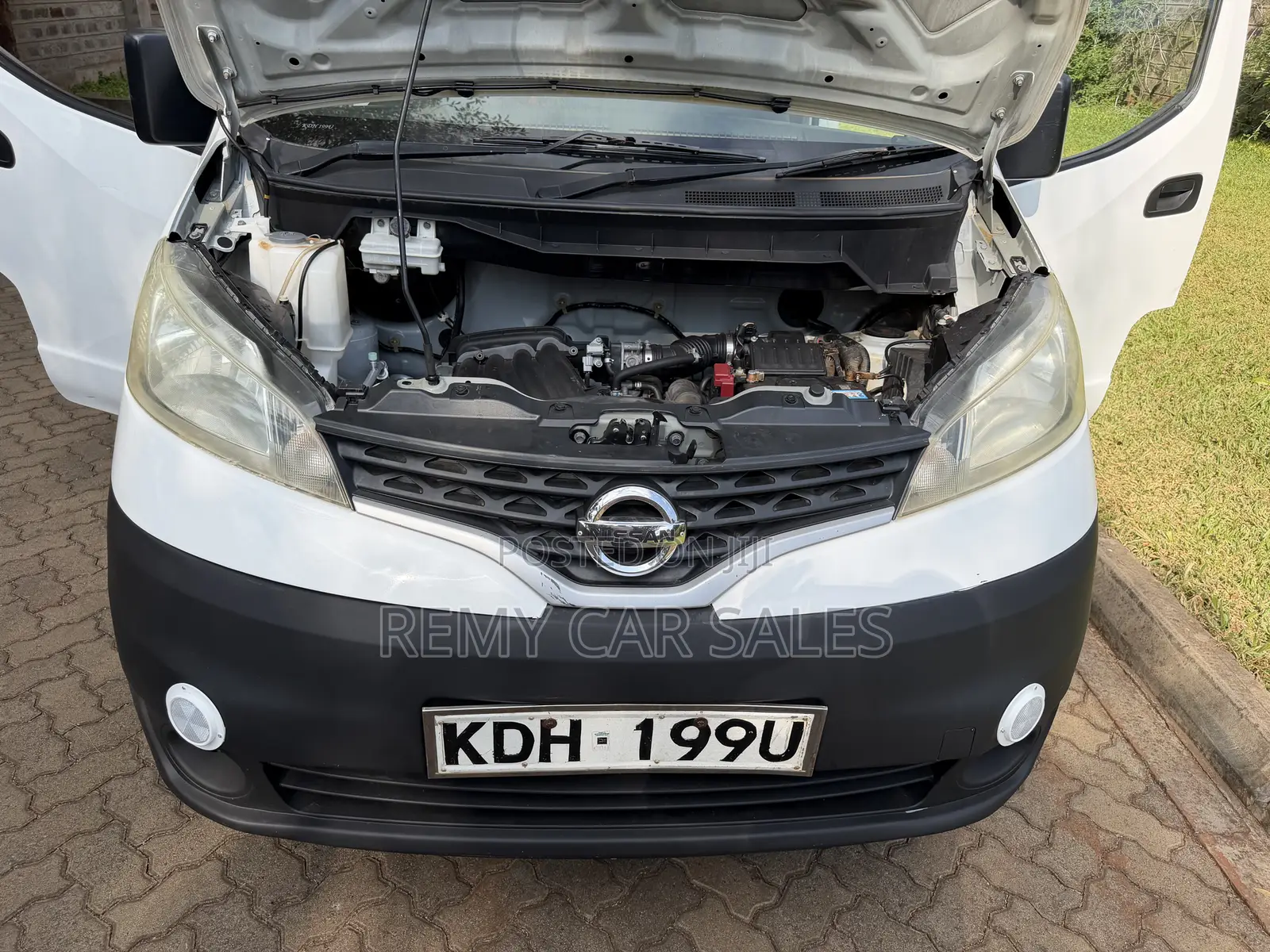 Nissan NV200 2015 White