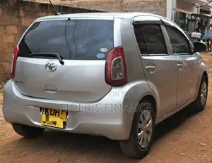 Toyota Passo 2015 Silver