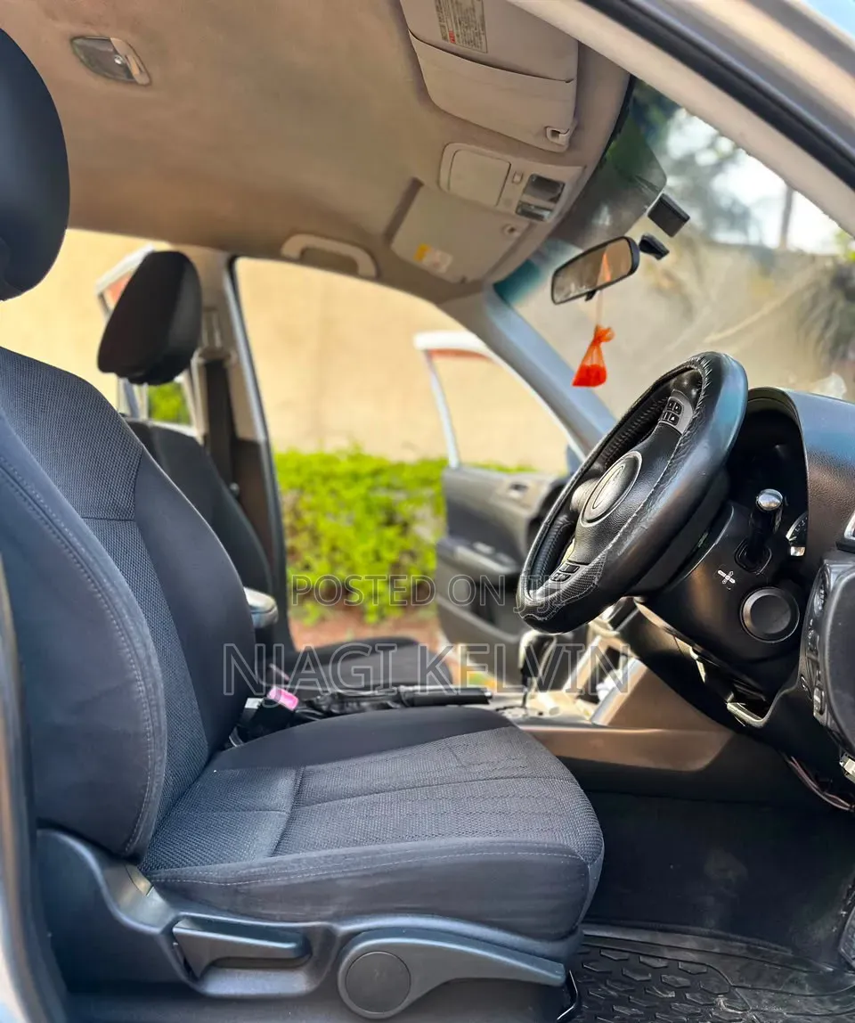 Subaru Forester 2011 Silver