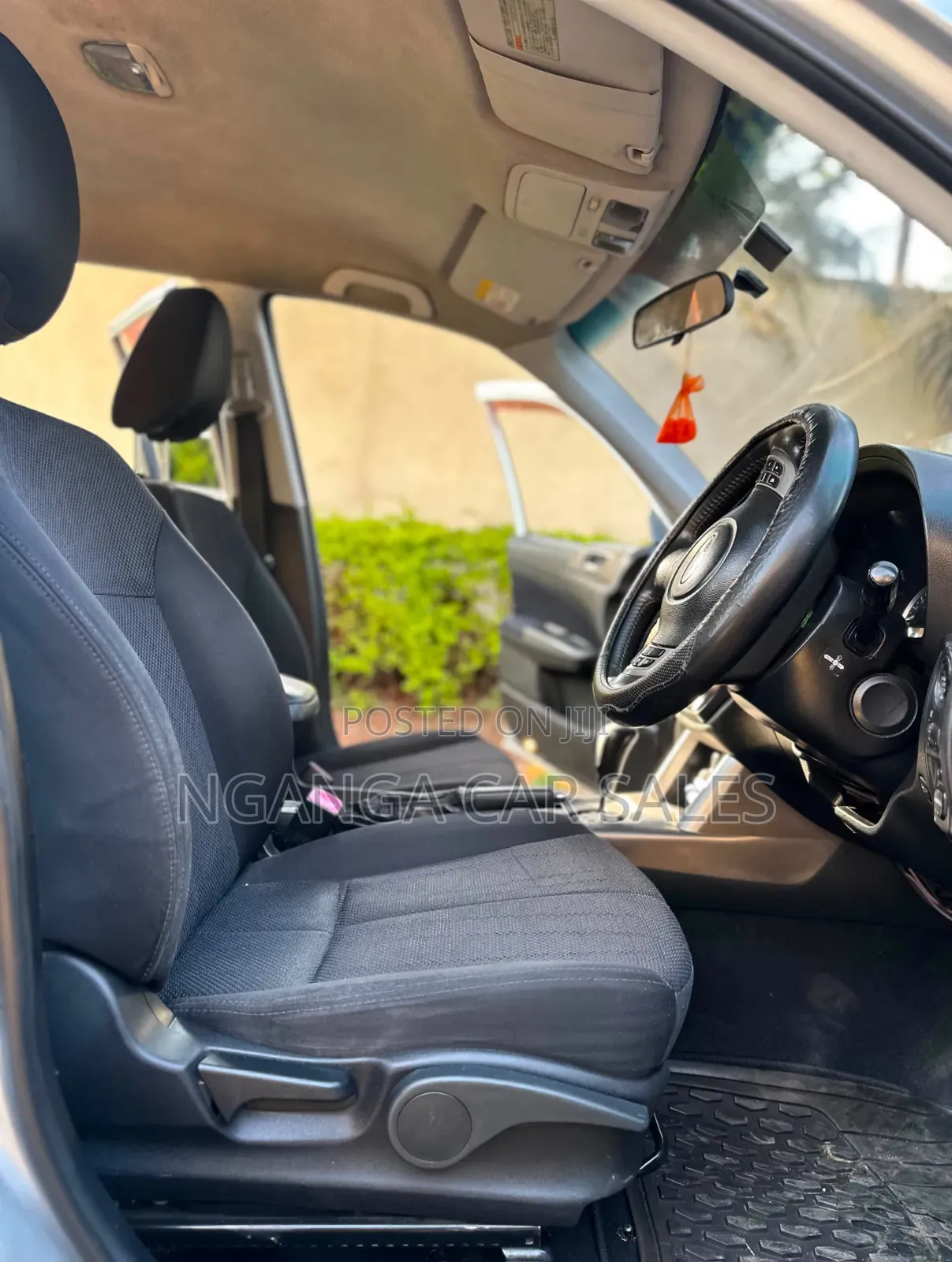 Subaru Forester 2011 Silver