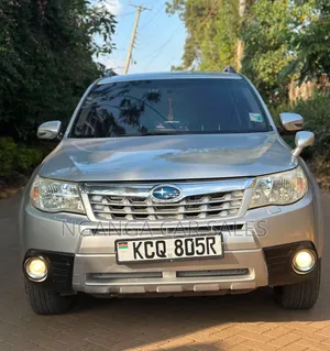 Subaru Forester 2011 Silver