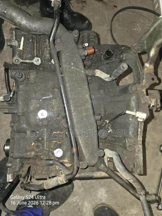 Subaru Ej20 Block Engine - thumbnail 2