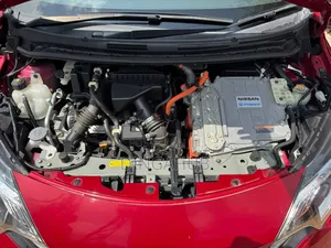 Nissan Note 1.2 Hybrid NISMO 2019 Red