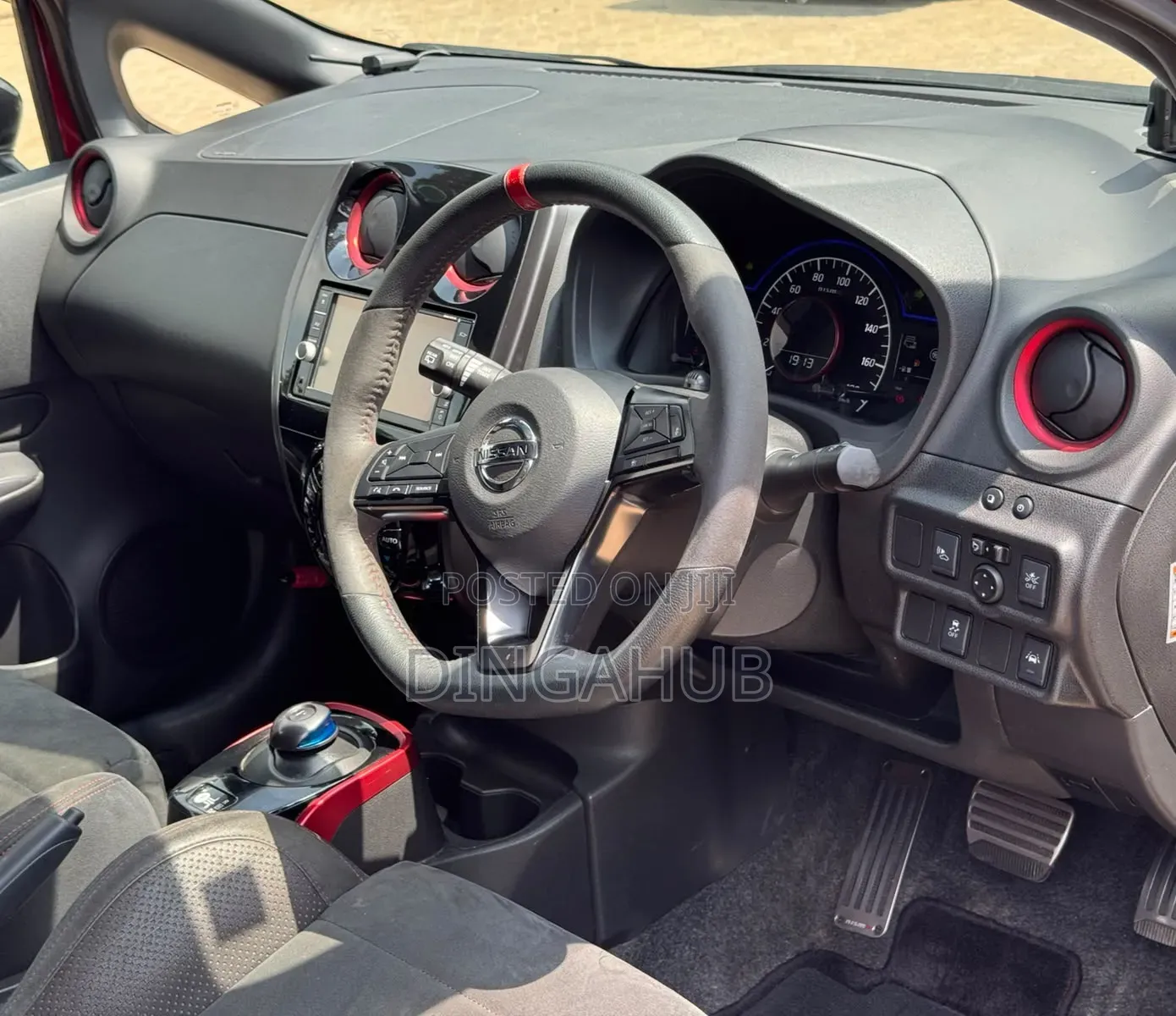 Nissan Note 1.2 Hybrid NISMO 2019 Red