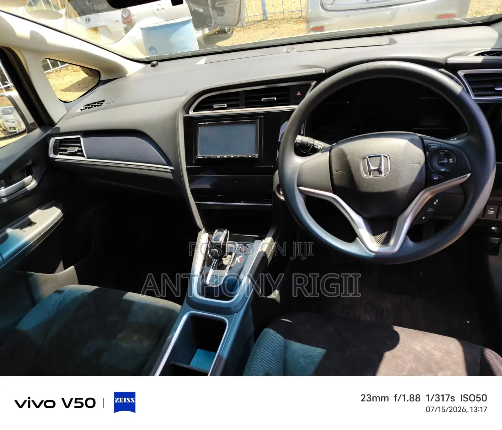 Honda Fit Shuttle 1.5 Hybrid 2WD 2020 Silver