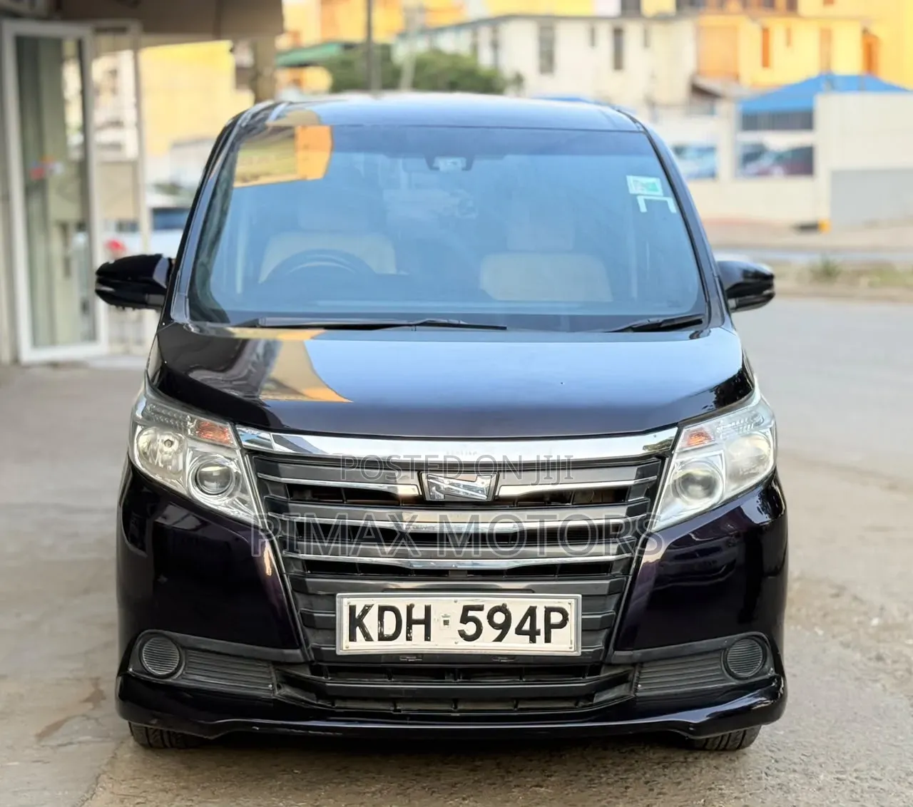 Toyota Noah 2015 Brown