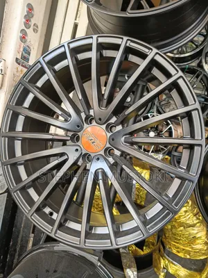 Mercedes Benc E250 Size 20inch Rims