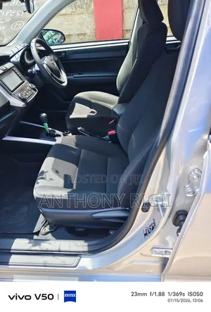 Toyota Corolla Fielder 2020 Silver