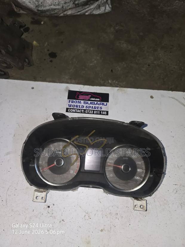 Subari Sj5 Clock