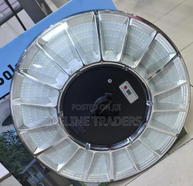 2000w Solar Round Streetlight - thumbnail 2