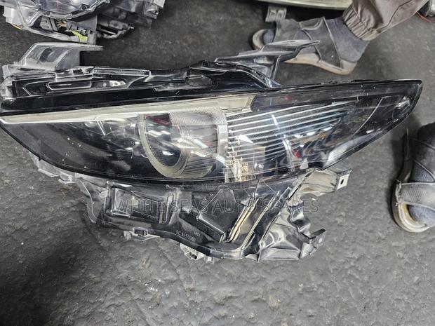 Mazda Axela 2020 Headlight