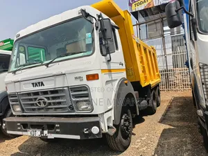 2025 Tata Tipper