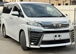 Toyota Vellfire 2019 White