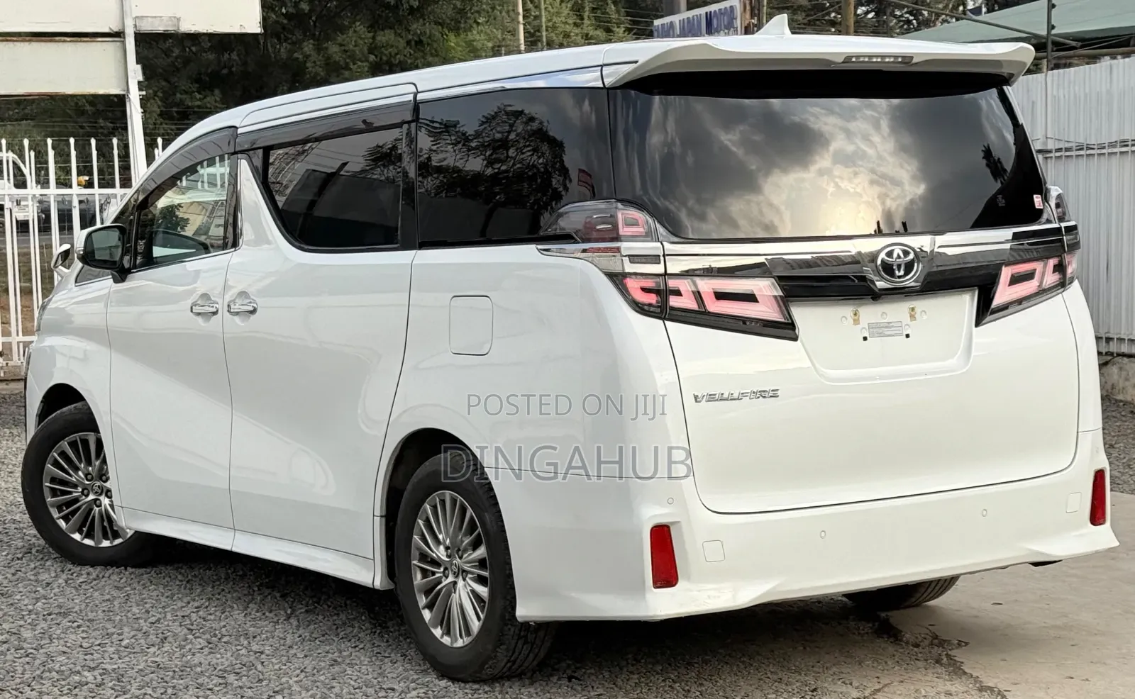 Toyota Vellfire 2019 White