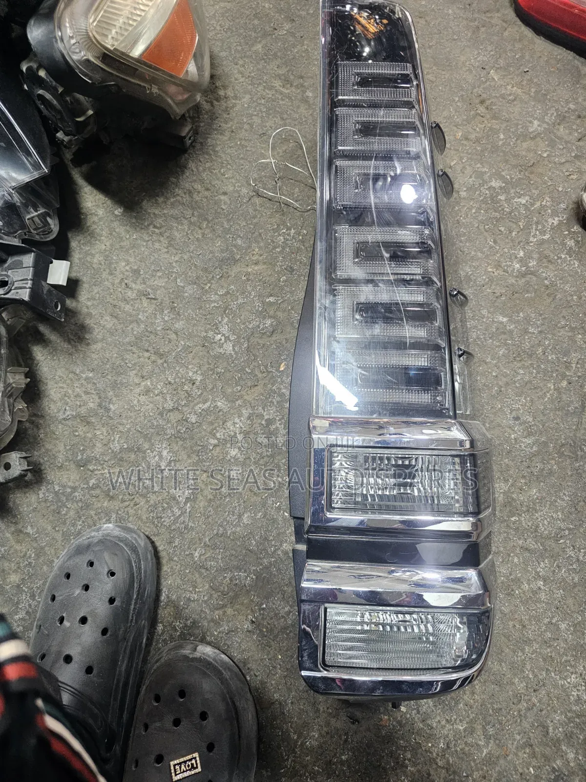 Voxy 2018 Taillight