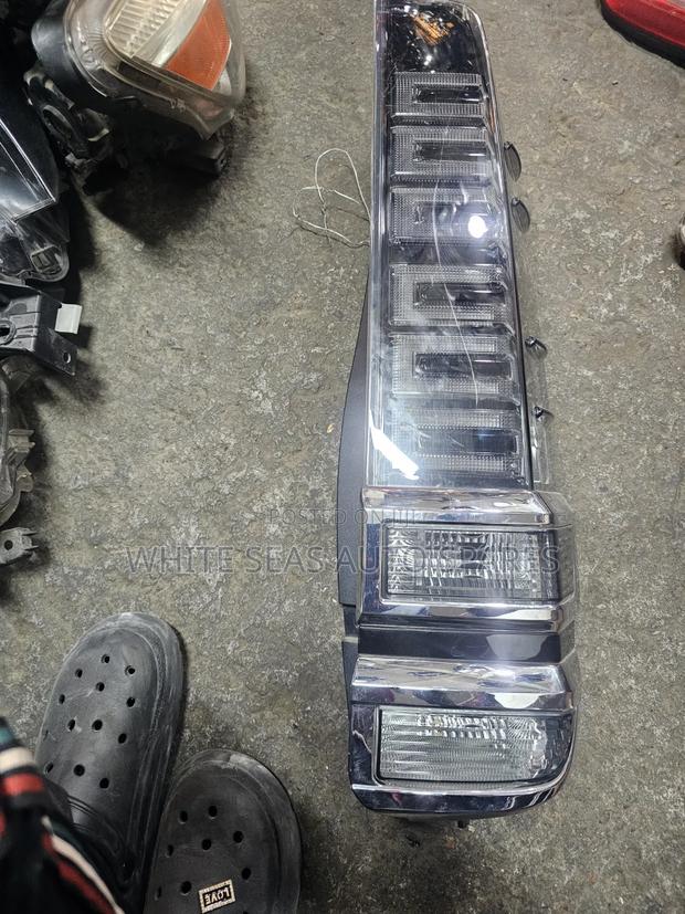 Voxy 2018 Taillight