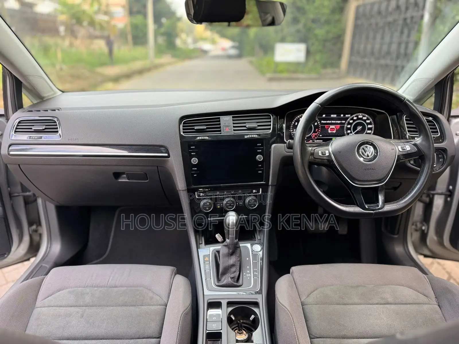 Volkswagen Golf 2019 Silver