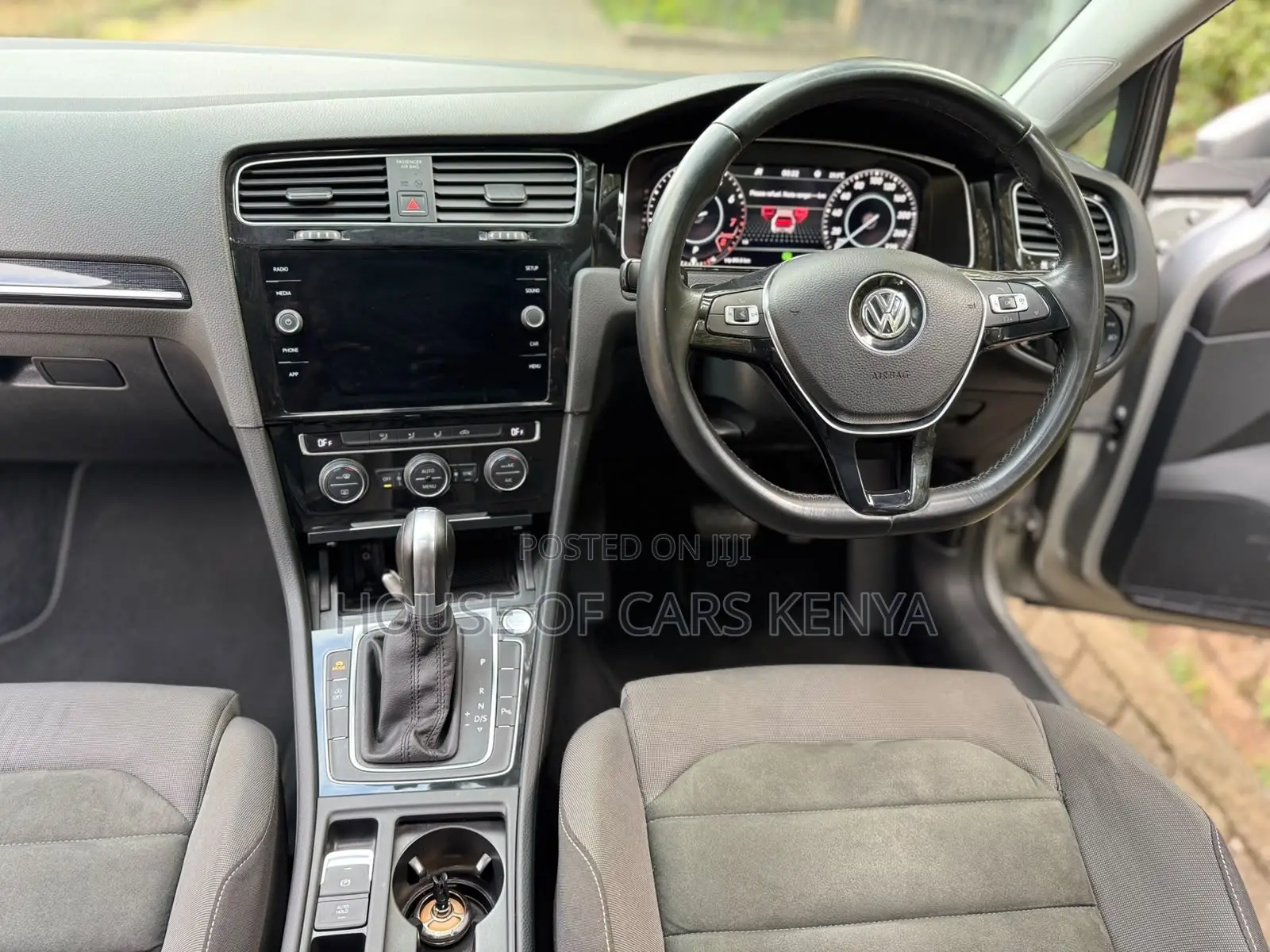 Volkswagen Golf 2019 Silver