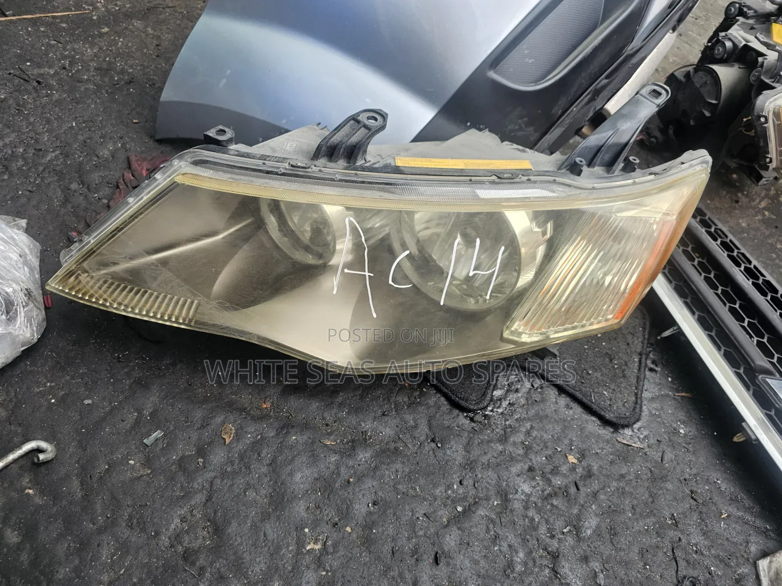 Mitsubishi Outlander 2008 Headlight
