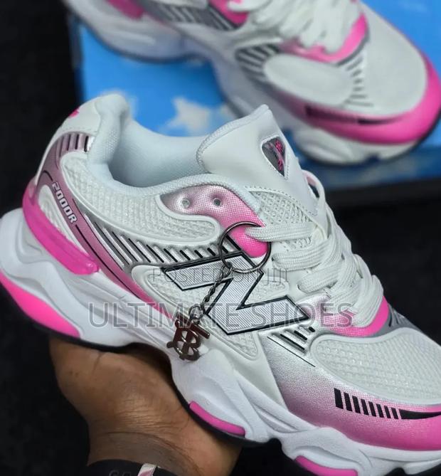 New Balance 2000r - thumbnail 2