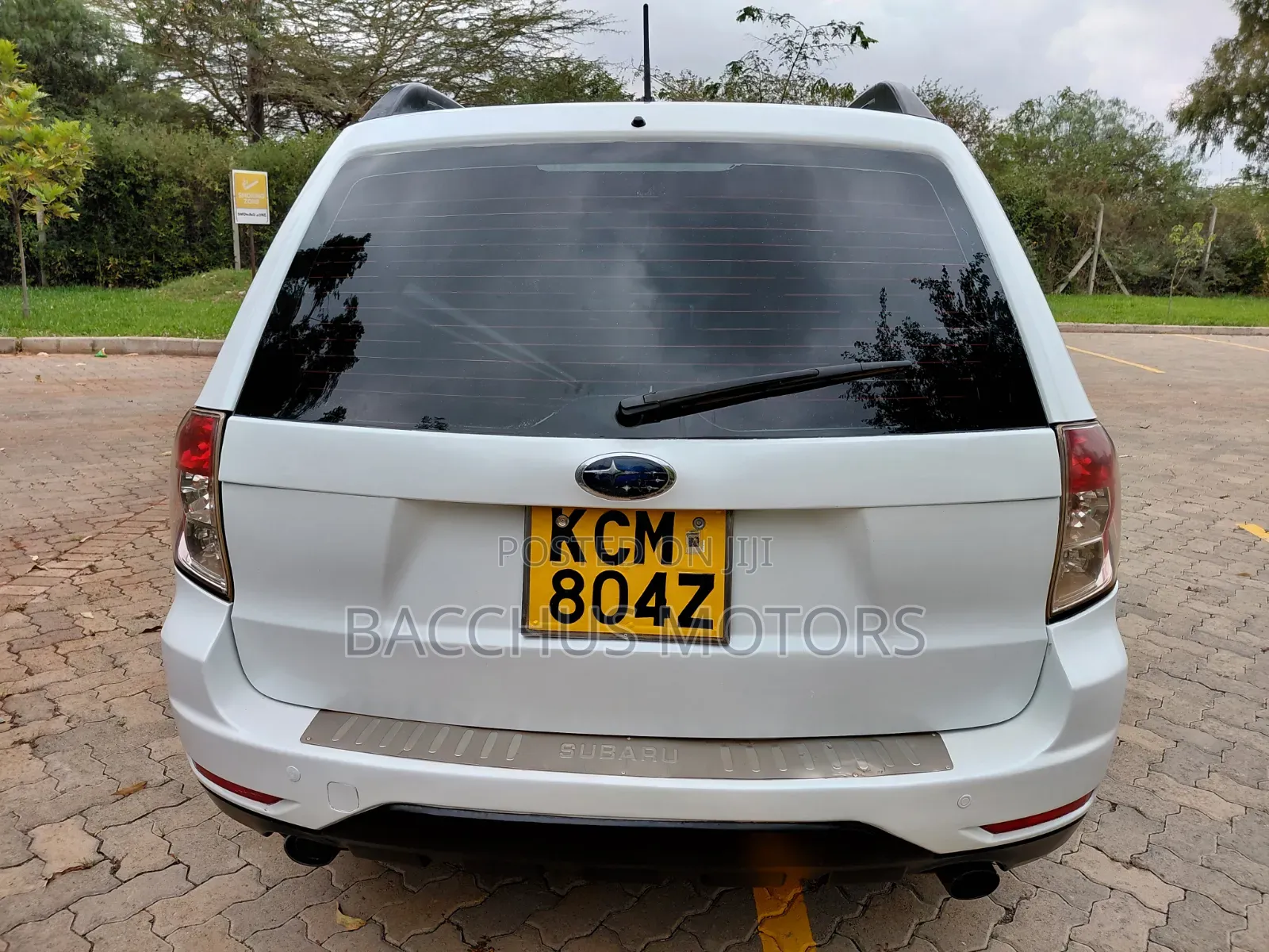Subaru Forester 2010 White