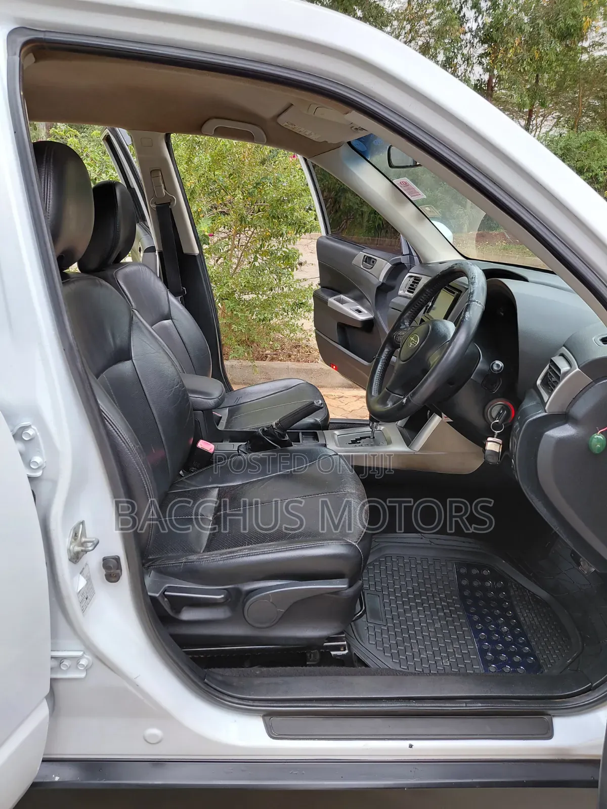 Subaru Forester 2010 White