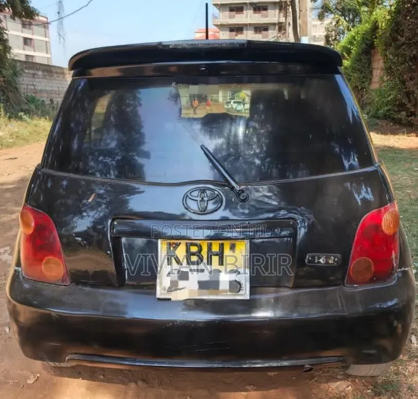 Toyota IST 2004 Black