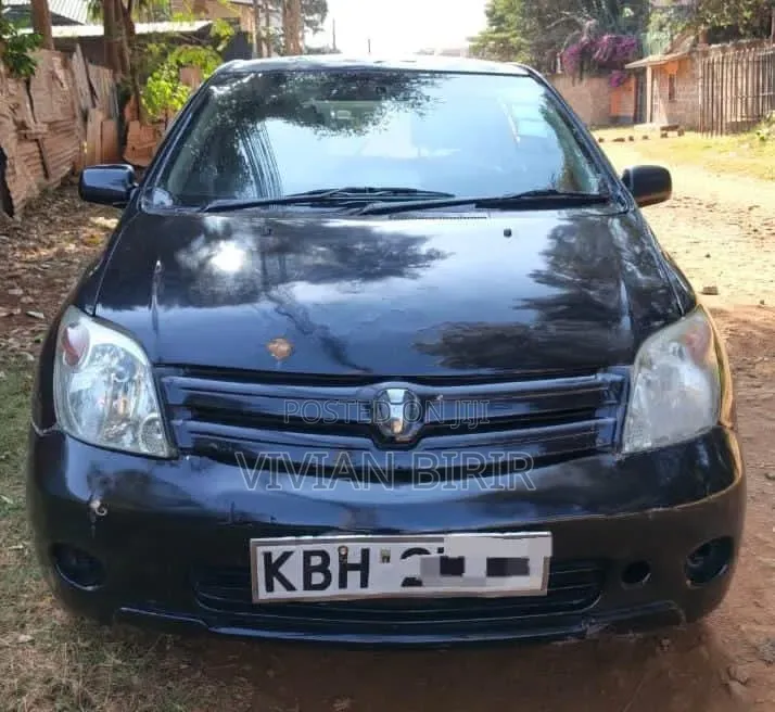 Toyota IST 2004 Black