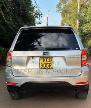 Subaru Forester 2011 Silver