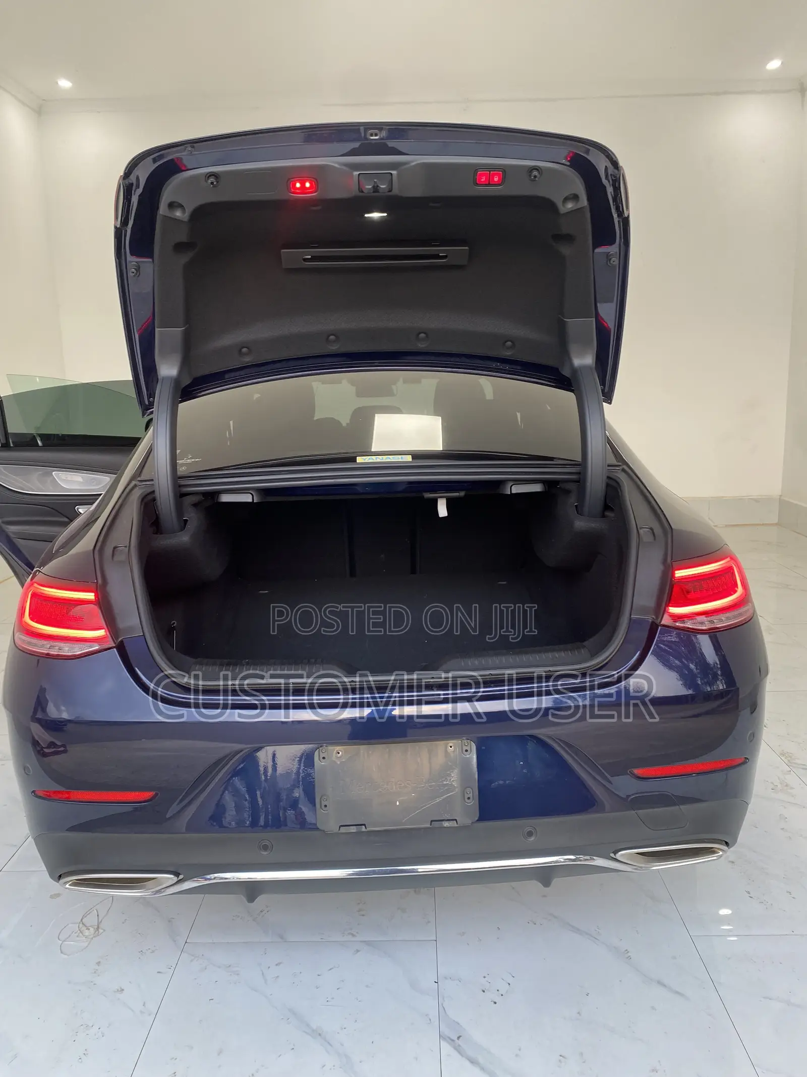 Mercedes-Benz CLS 2019 Blue